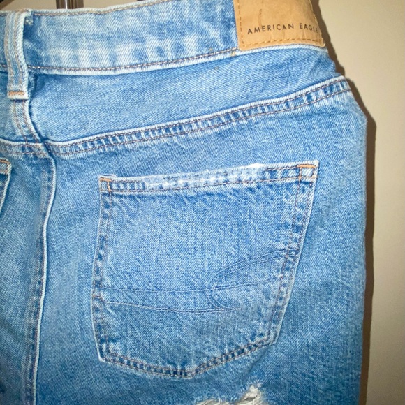 American Eagle Outfitters Light Blue Ripped Jean Shorts - Picture 4 of 4